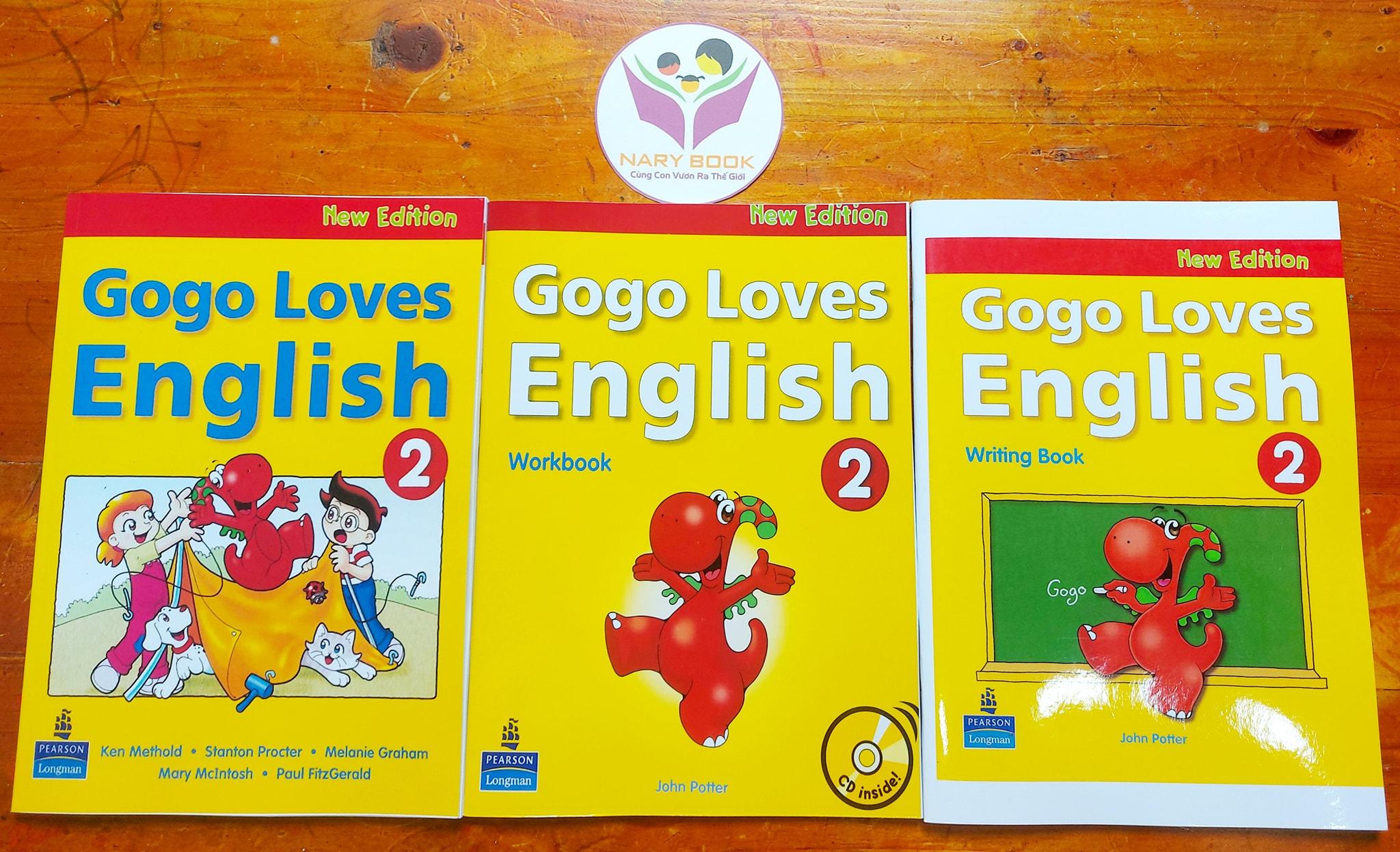 Gogo Loves English - Level 2 - 3 quyển (1q màu + 2q đen trắng) - Tặng file nghe + video