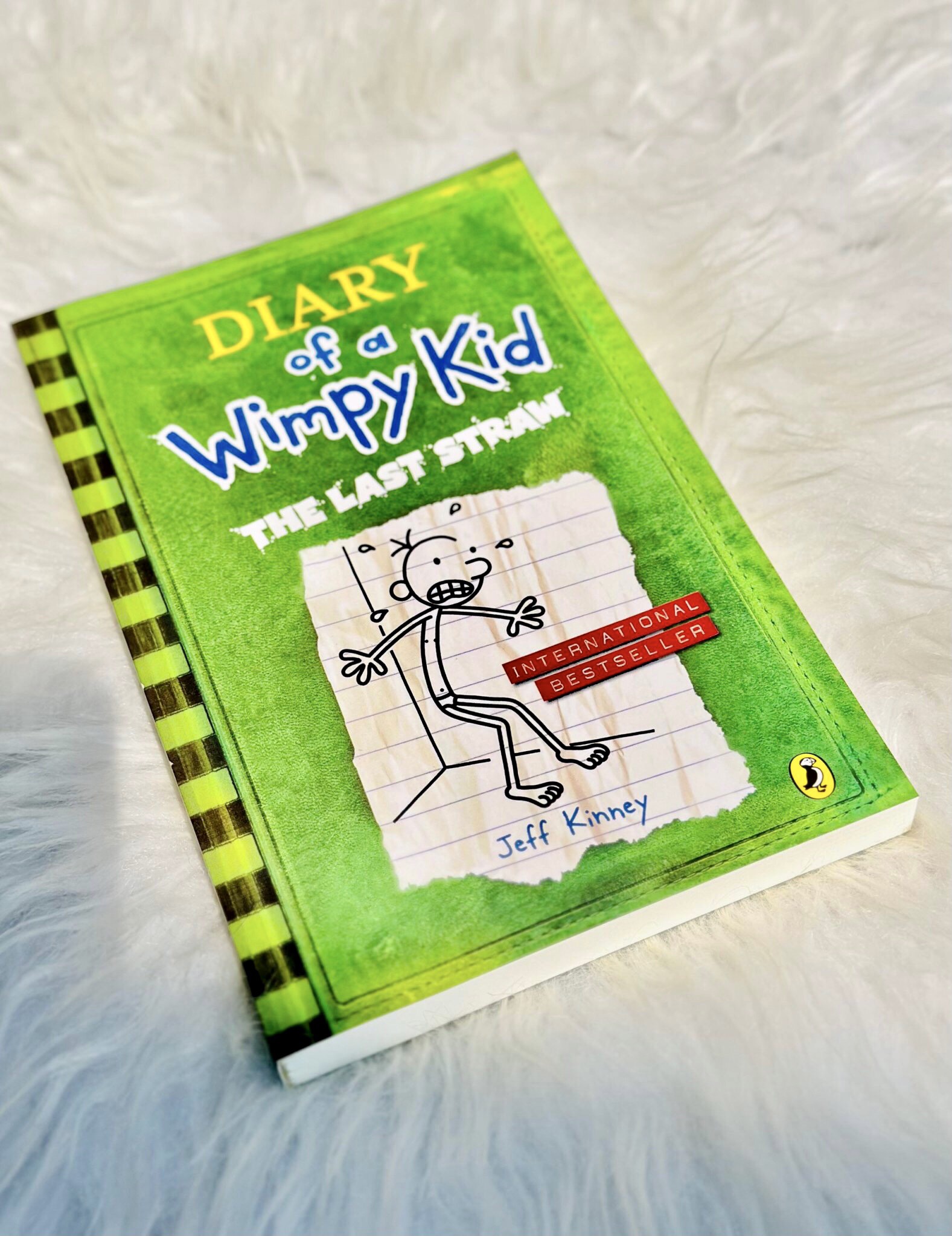 Diary of a wimpy kid (Sách nhập) - Full 24 quyển + File Mp3