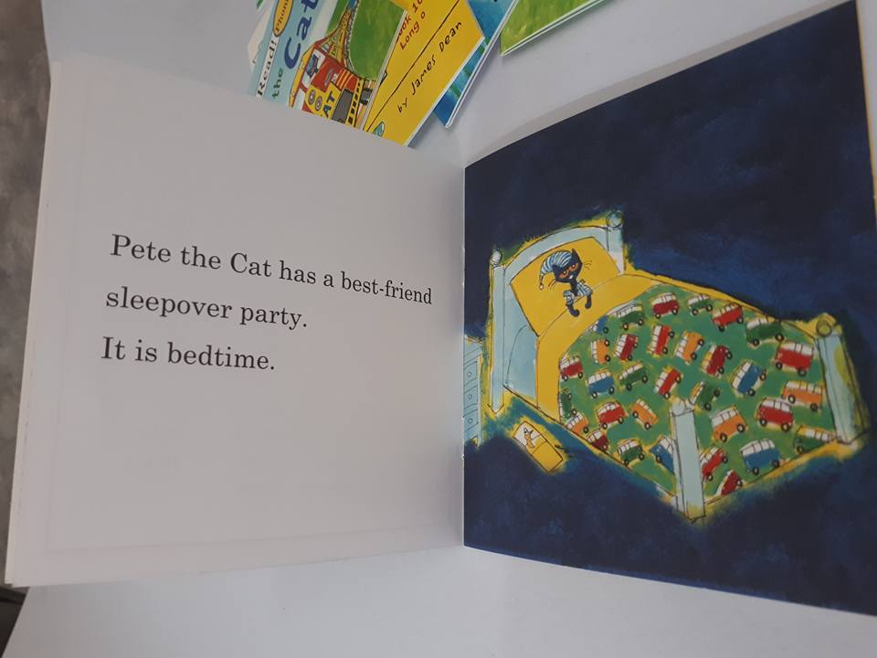 Pete the cat (Sách nhập) - Sách học phonics - Bộ 12 quyển