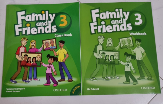 FAMILY AND FRIENDS - 1ST EDITION level 3 (gồm 2 quyển kèm file nghe)