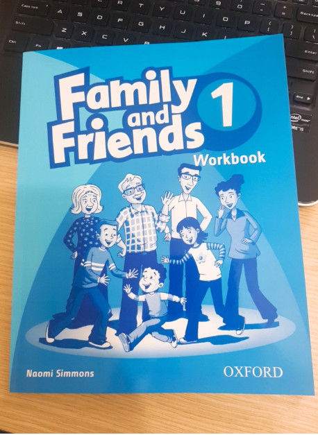 FAMILY AND FRIENDS - 1ST EDITION level 1 (gồm 2 quyển kèm file nghe)