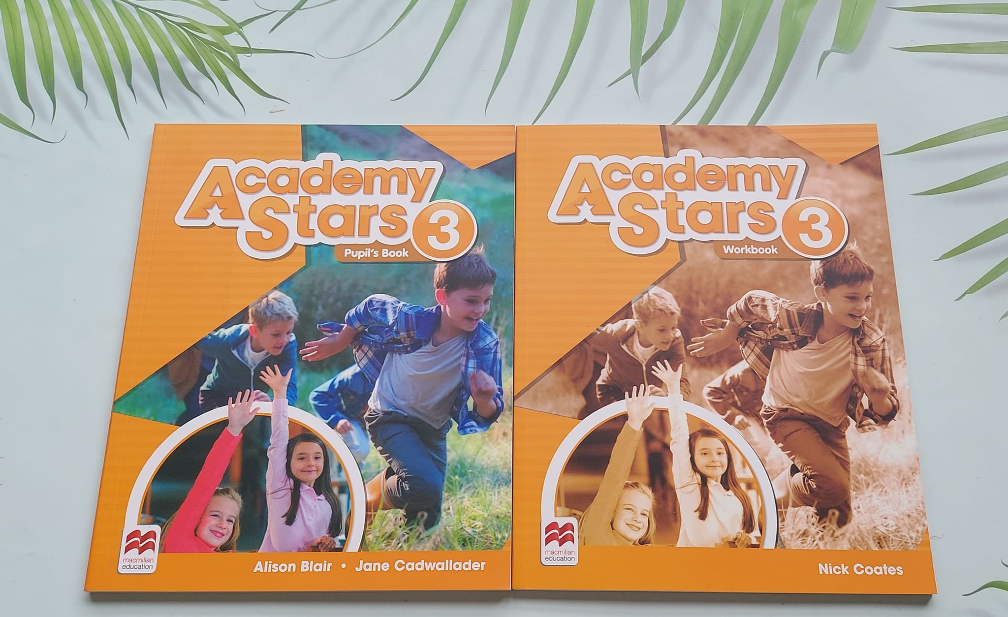 Academy Stars level 3 - bộ 2 quyển tặng kèm file nghe