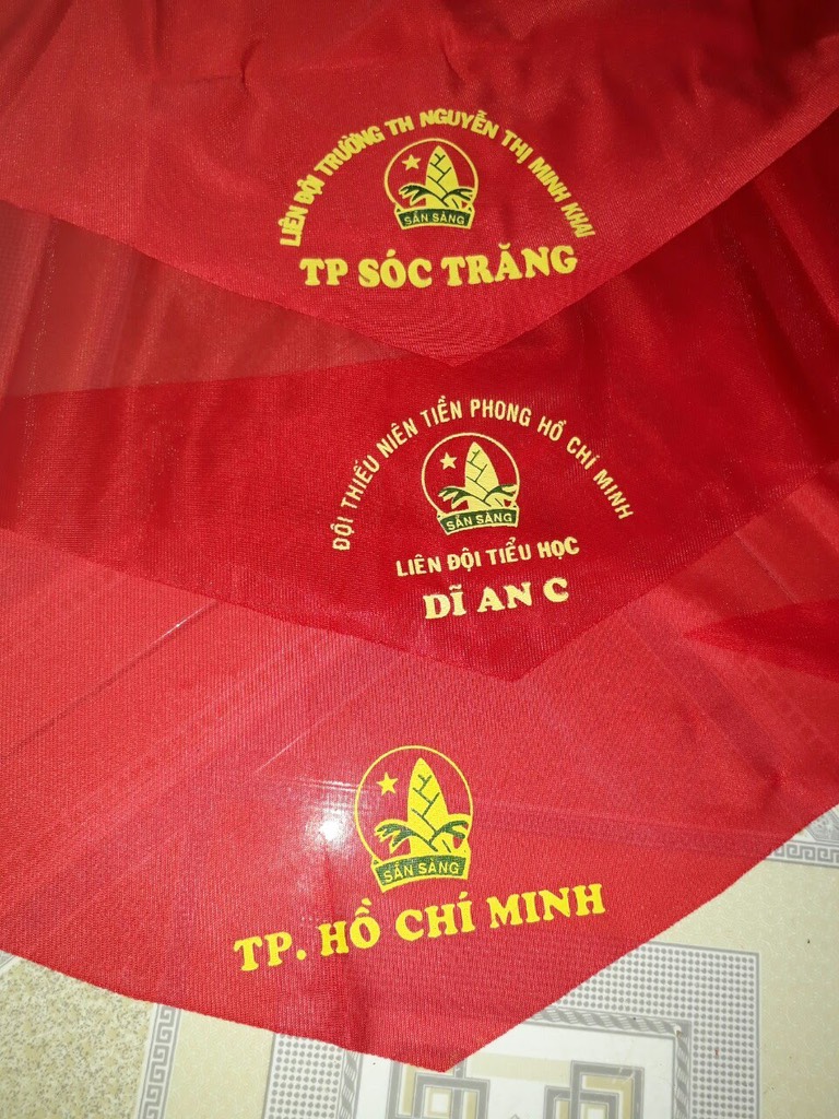 KHĂN QUÀNG ĐỎ HS - VẢI LƯỚI