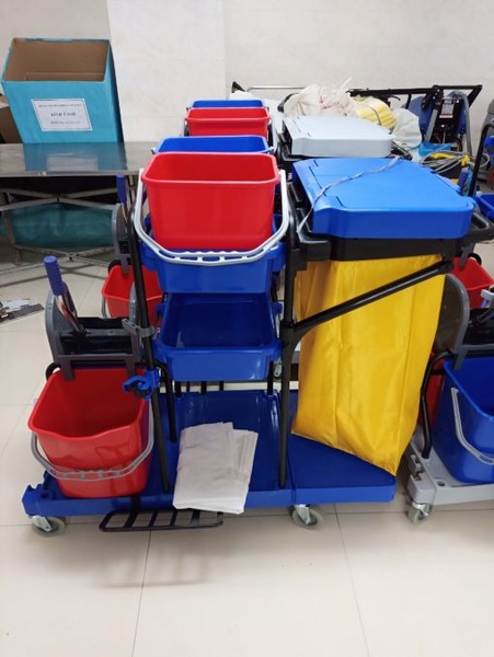 Xe đẩy vệ sinh đa năng 3 tầng AF08173