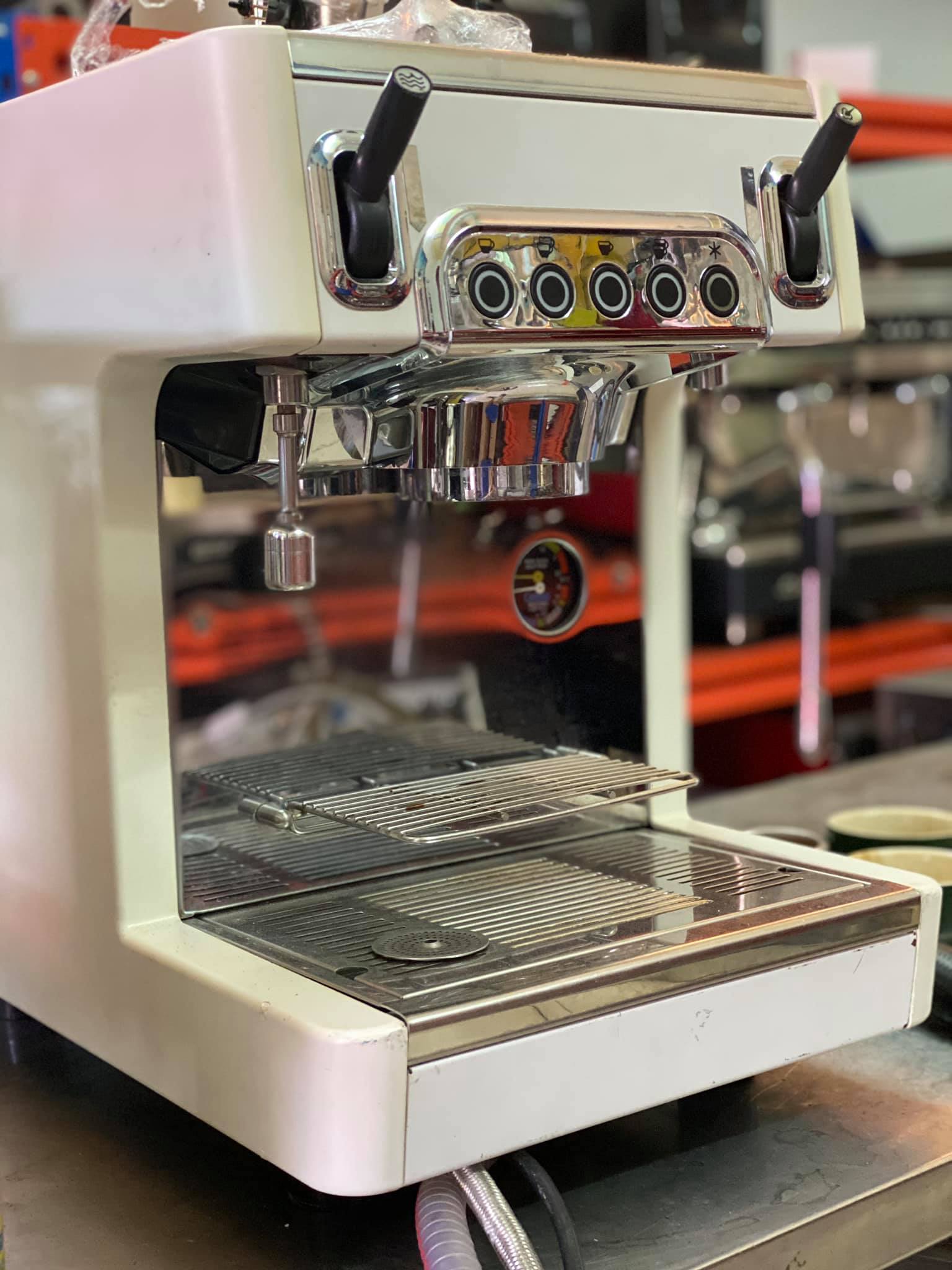 Máy pha cà phê Carimali Cento Plus 1 Group - Mới