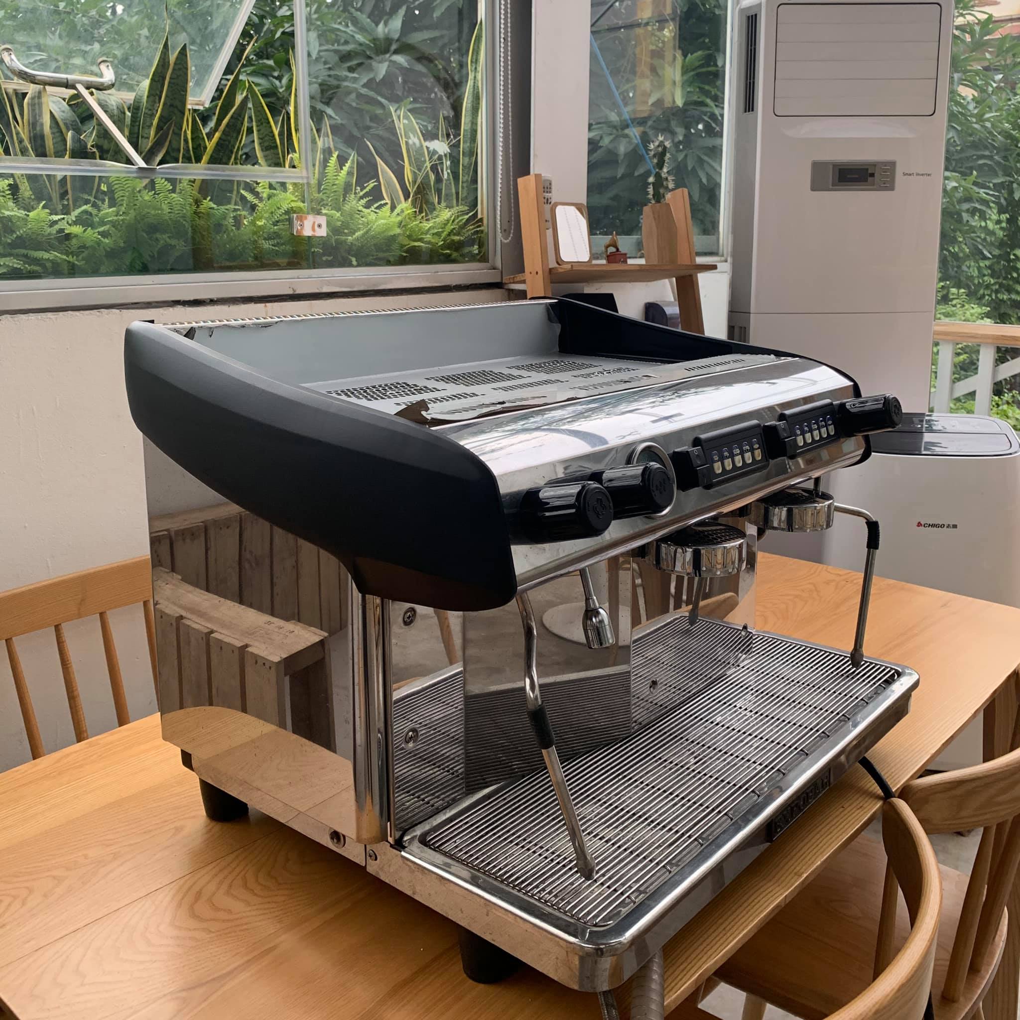 Máy pha cà phê EXPOBAR MEGACREM 2 GROUP - Mới