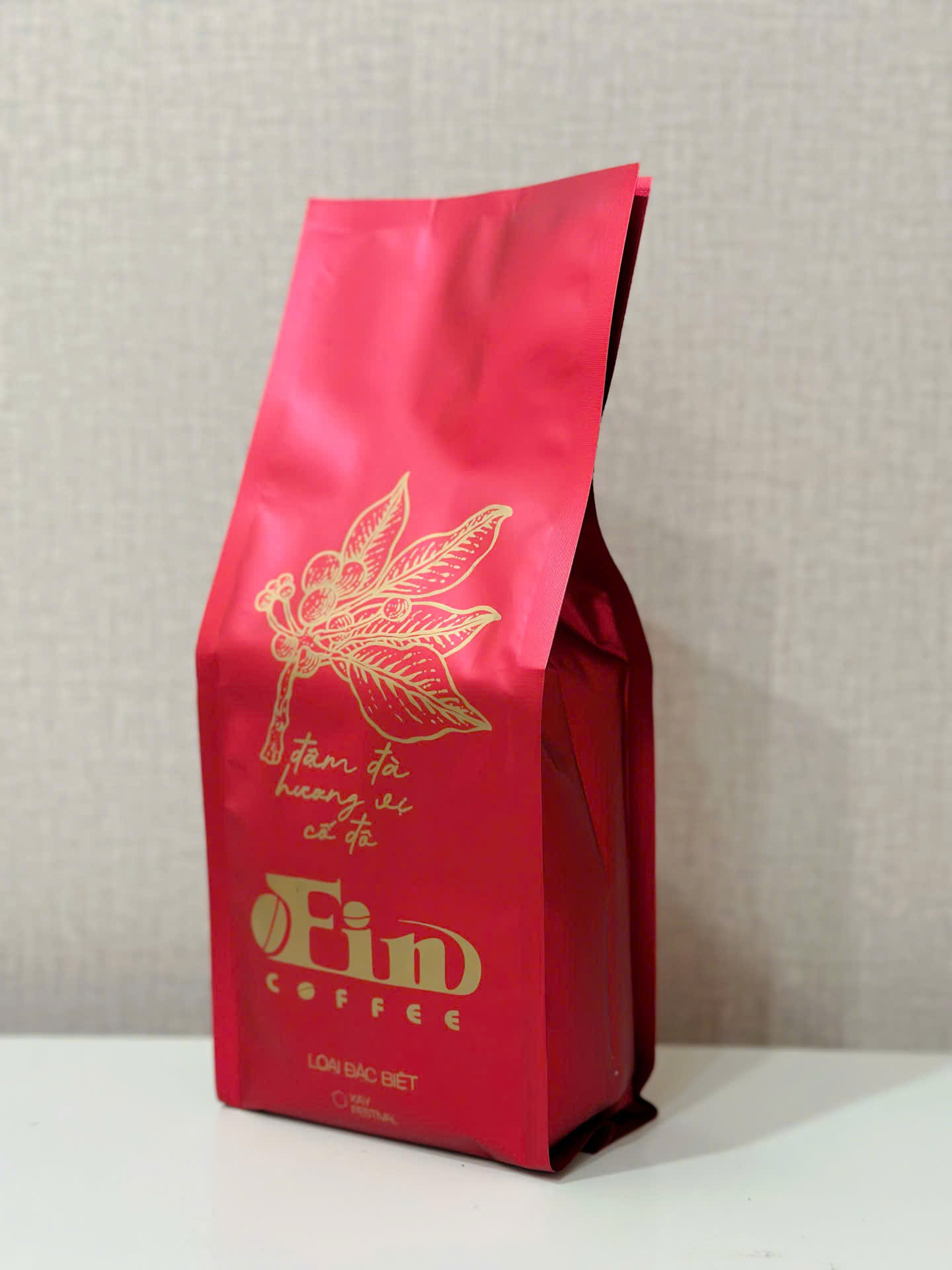 CÀ PHÊ PHA PHIN KÊNH QUÁN DÒNG FESTIVAL GU THƠM, ĐẬM ĐÀ, THƠM NỒNG, HẬU VỊ NGỌT.