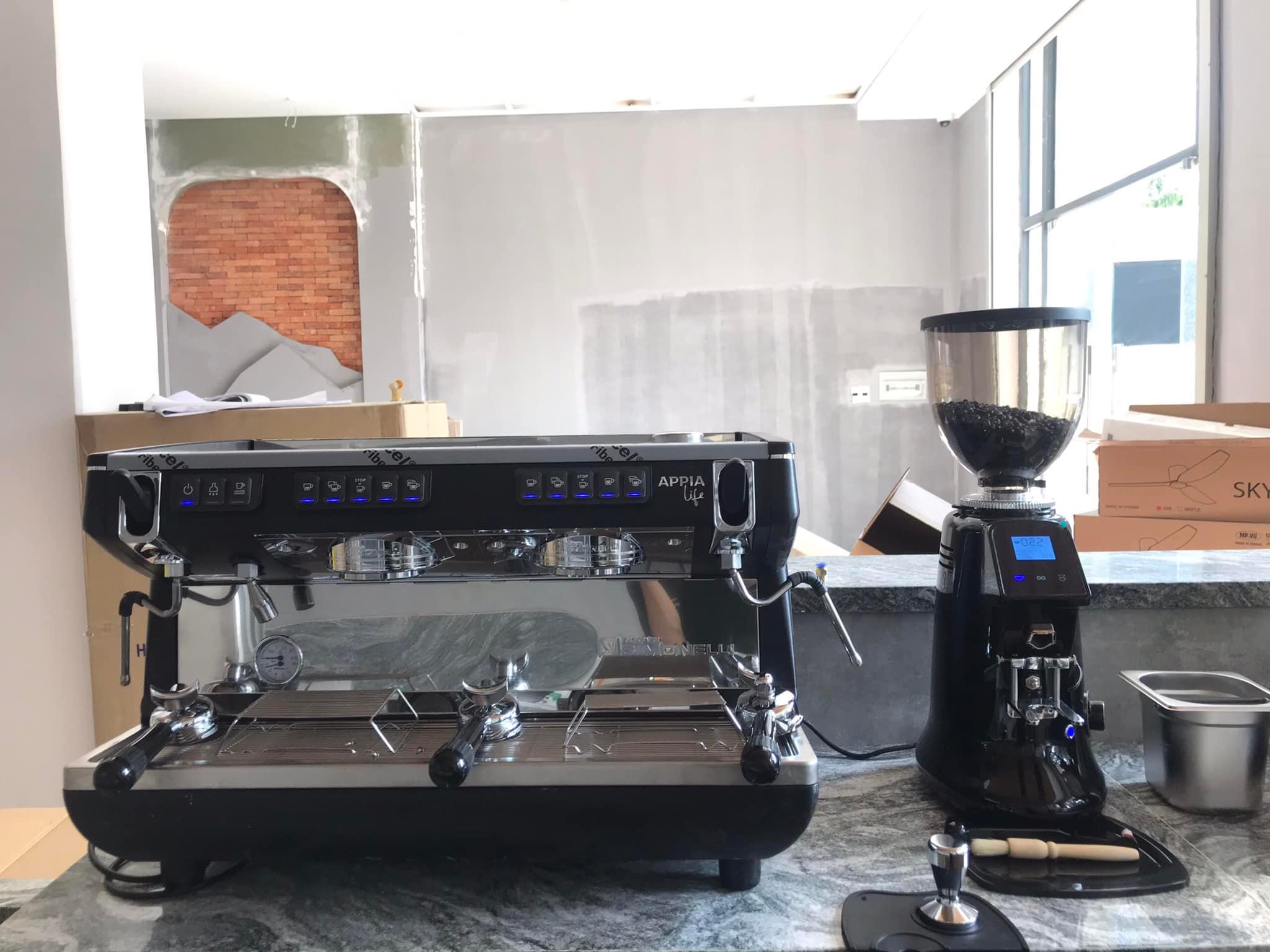 Máy pha cà phê NUOVA SIMONELLI LIFE 2 GROUP - ĐÃ QUA SỬ DỤNG/Cũ