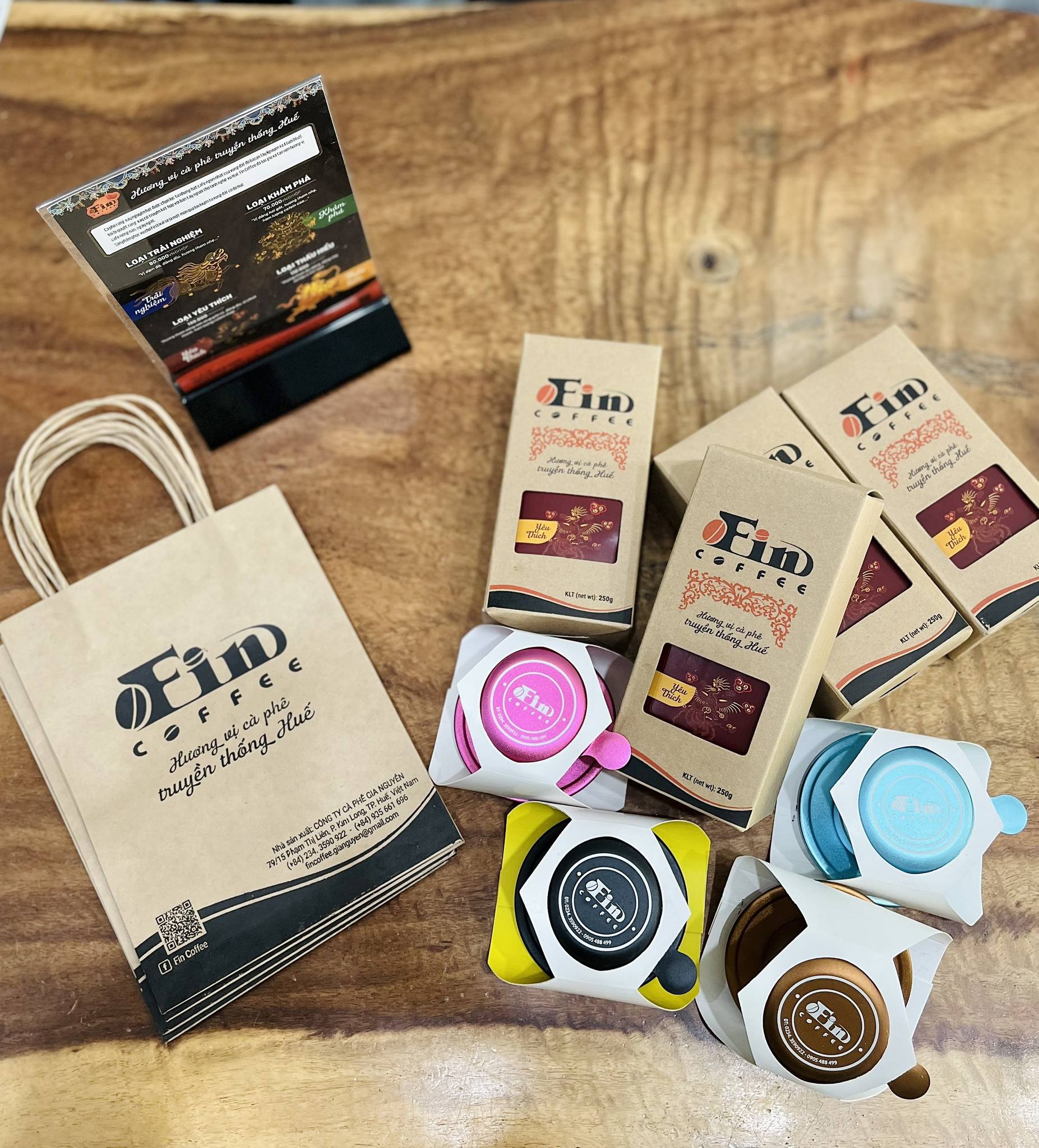 Bộ quà tặng cà phê đặc sản Huế - Tứ Linh và Phin Màu