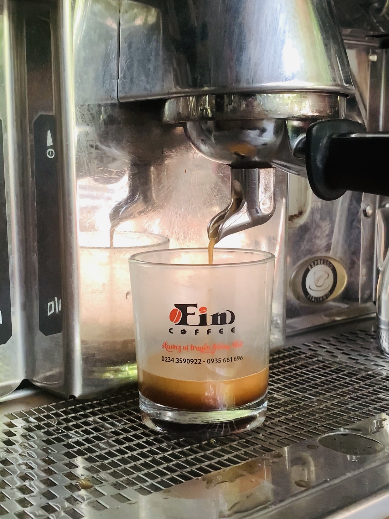 CÀ PHÊ PHA MÁY ESPRESSO GU CHUẨN VỊ ĐẬM ĐÀ, HƯƠNG THƠM, HẬU VỊ CÂN BẰNG.