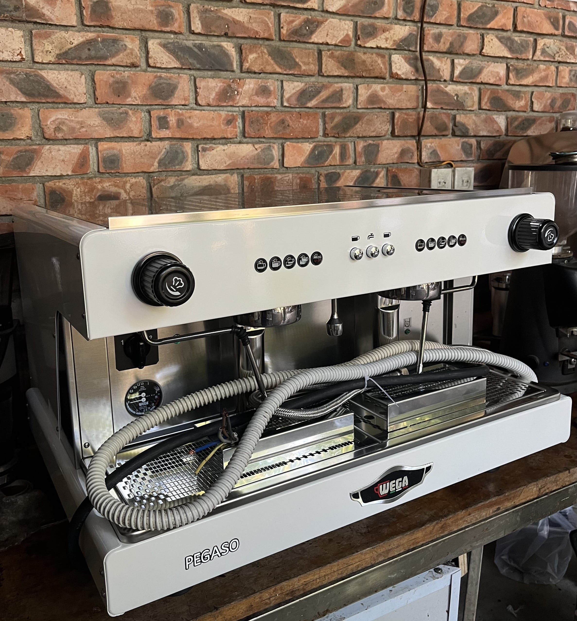 MÁY PHA CÀ PHÊ WEGA PEGASO 2 GROUP - Mới