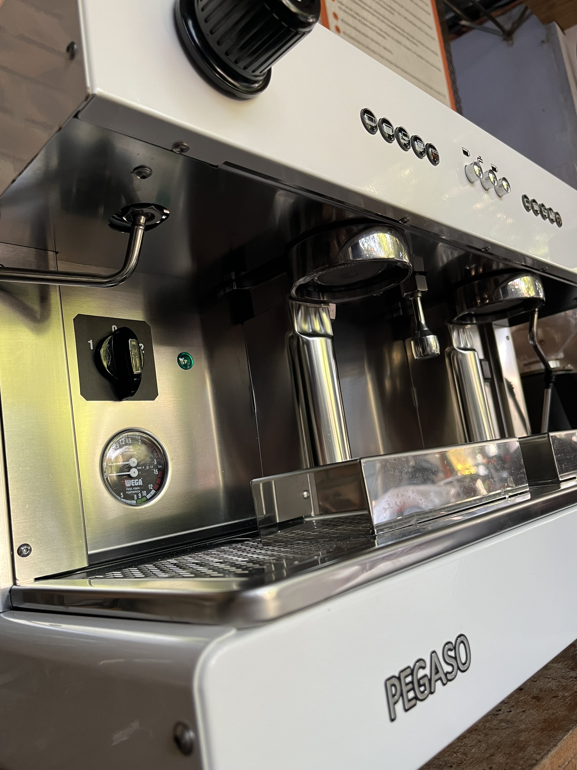 MÁY PHA CÀ PHÊ WEGA PEGASO 2 GROUP - ĐÃ QUA SỬ DỤNG/ CŨ