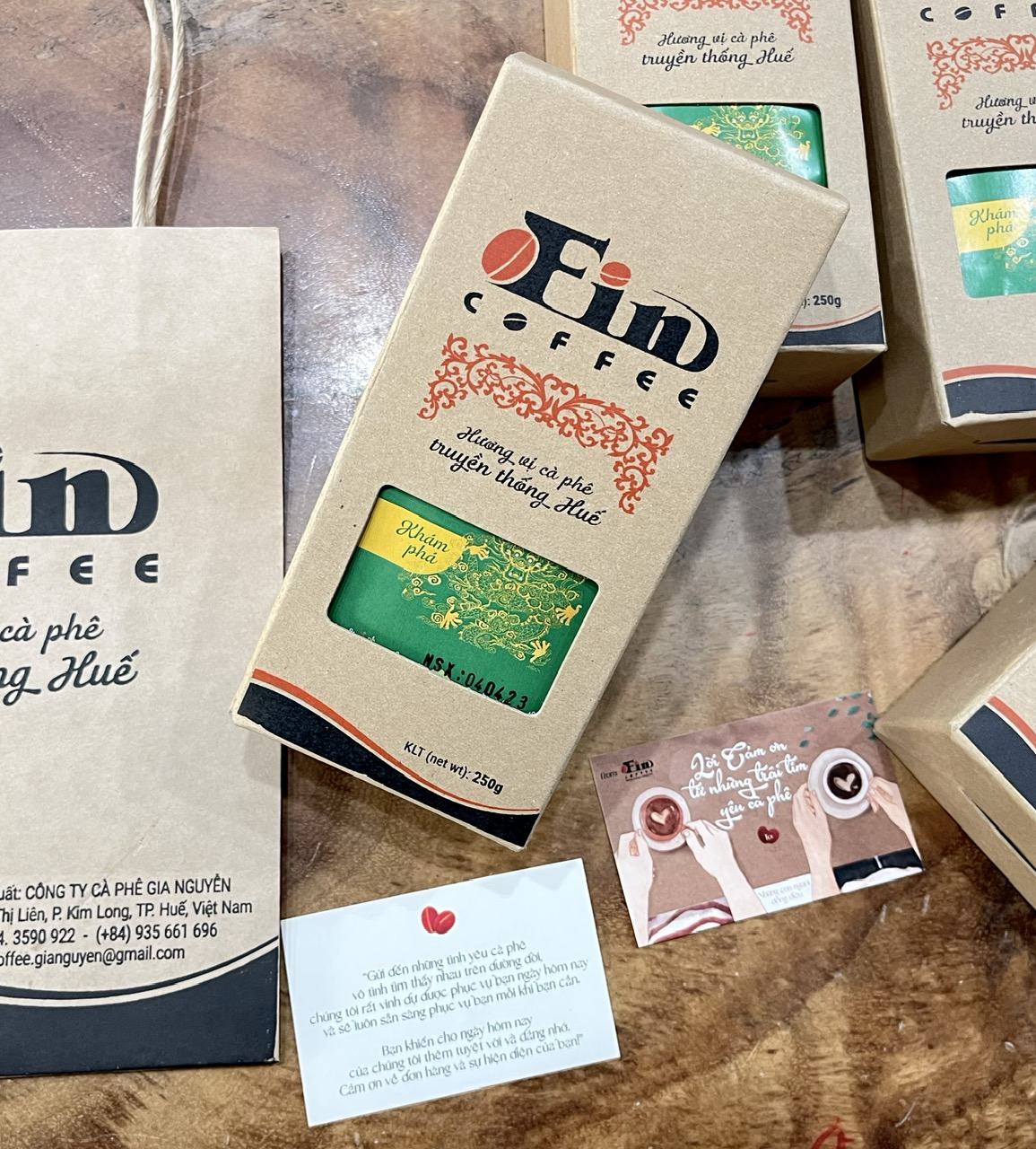 Quà tặng cà phê đặc sản Huế- Tứ Linh Khám Phá, cà phê pha phin gu mạnh.