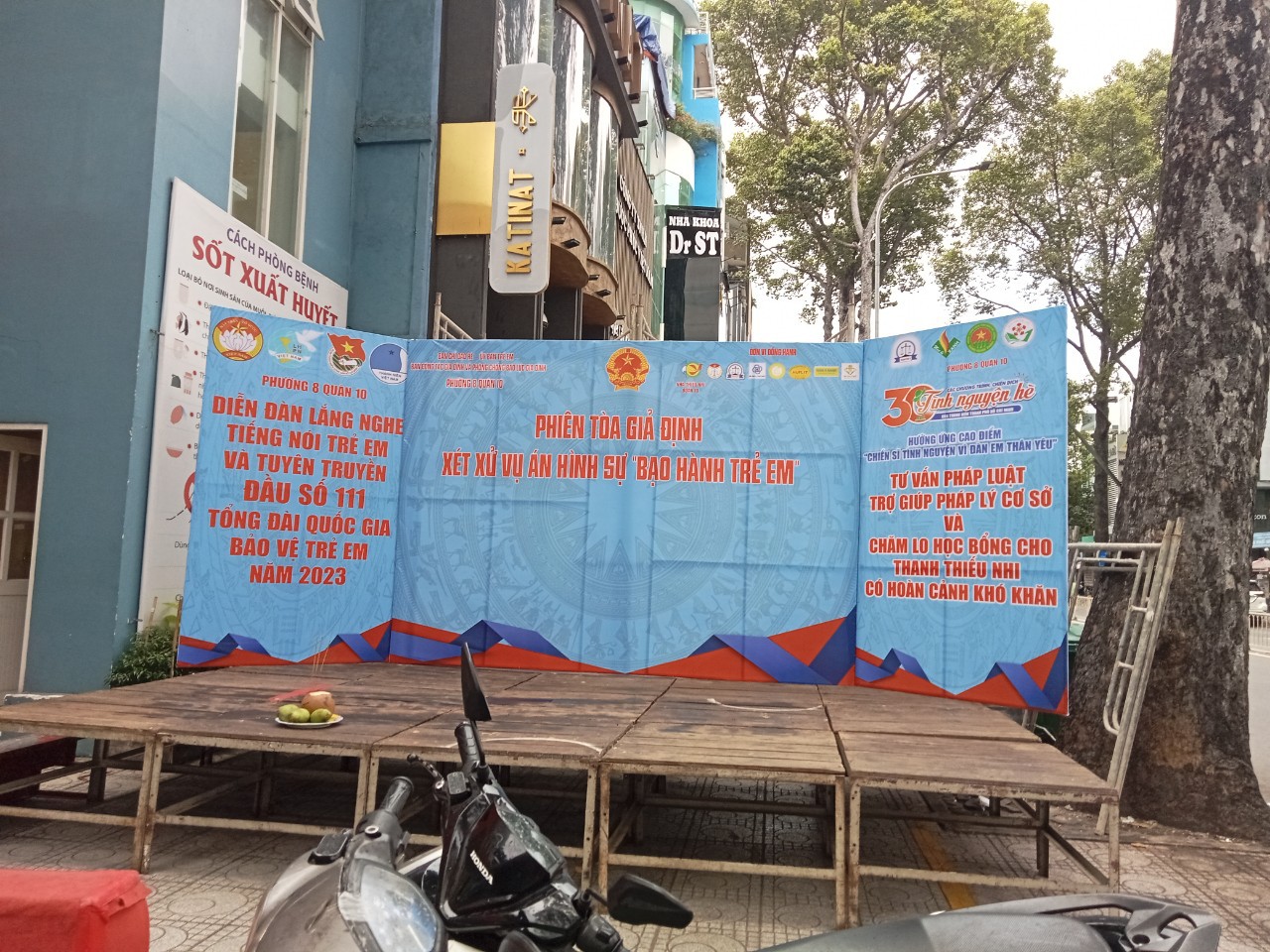 Thi công bảng hiệu, bảng quảng cáo