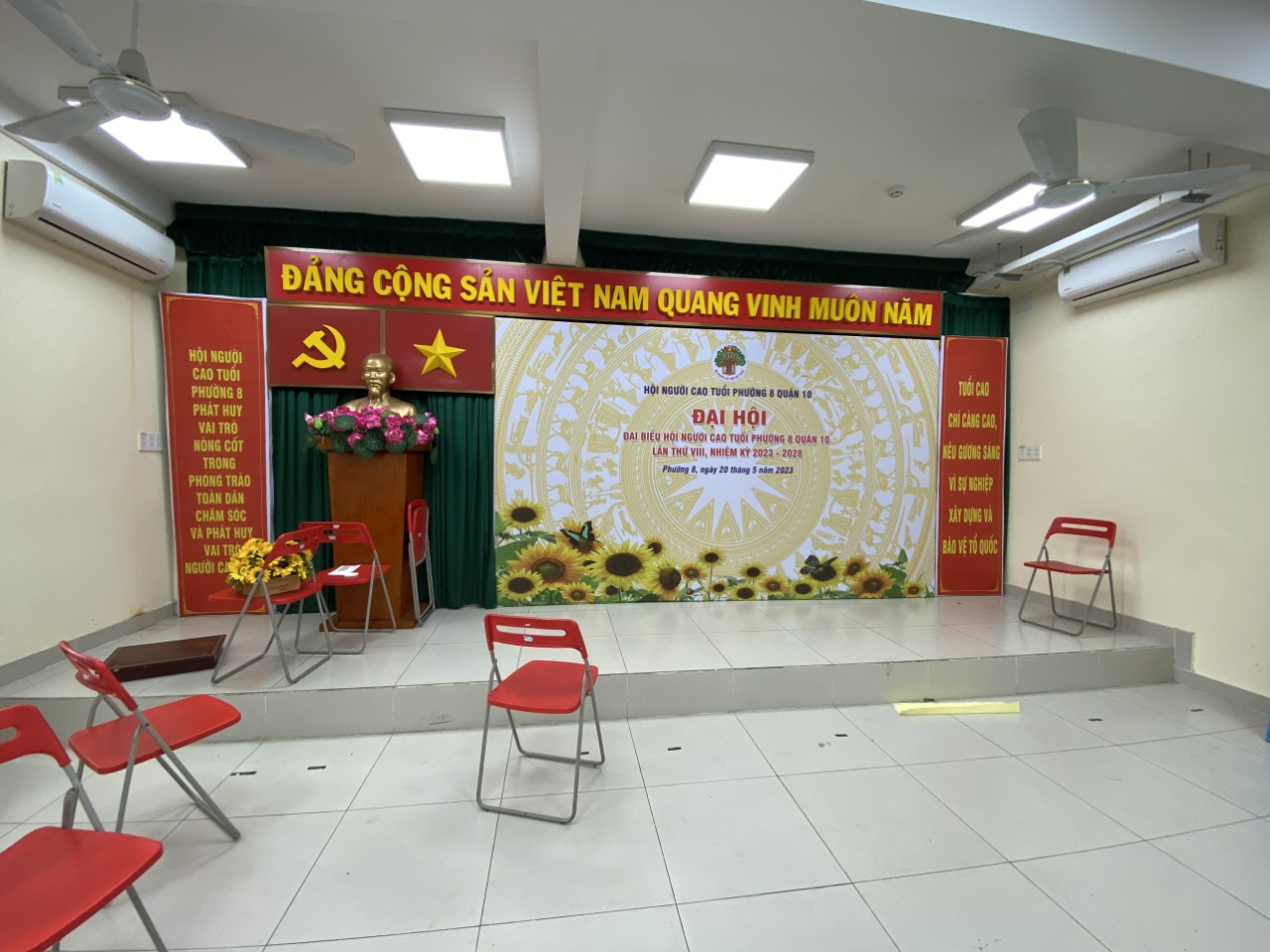 Thi công bảng hiệu, bảng quảng cáo