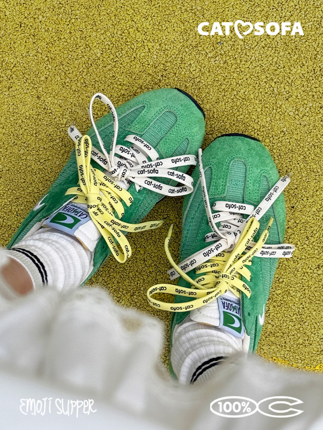 Giày Cat & Sofa Emoji Runner Green 2025