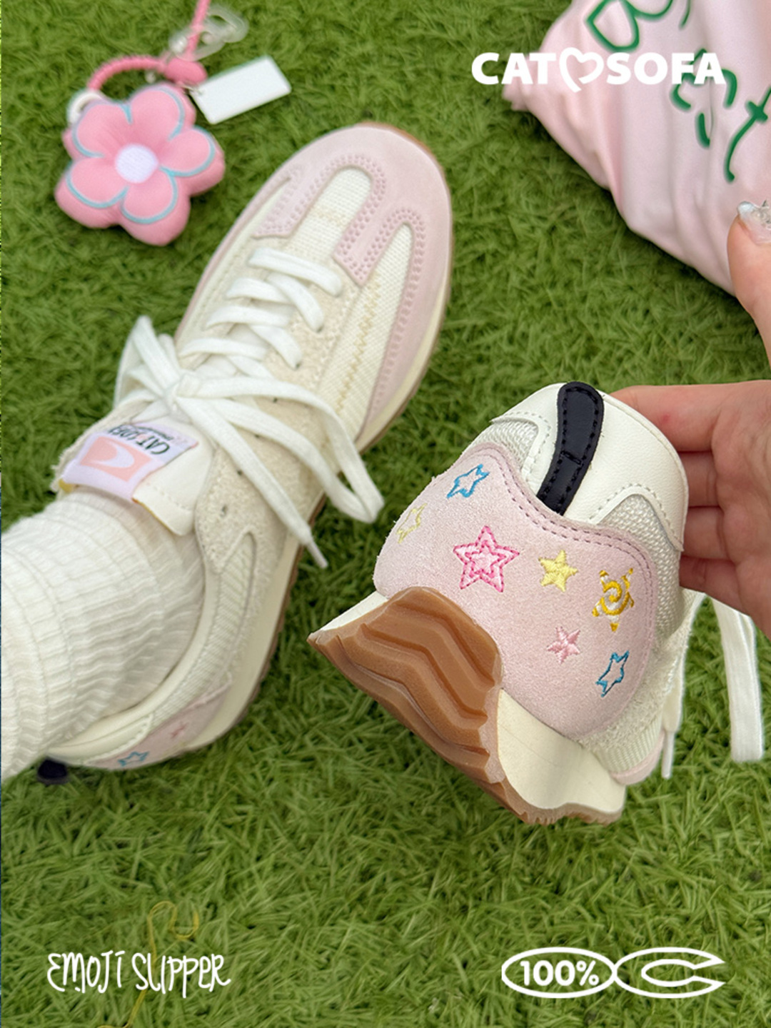 Giày Cat & Sofa Emoji Runner Light Pink 2025
