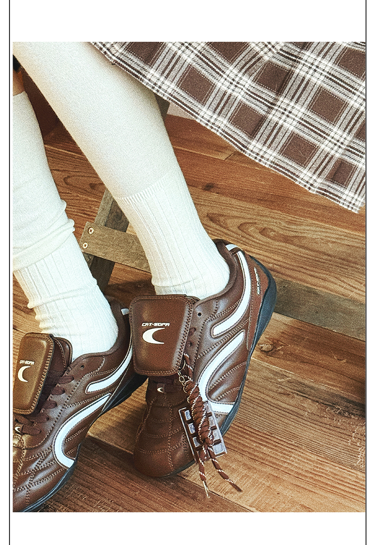 Giày Cat & Sofa Football Chocolate