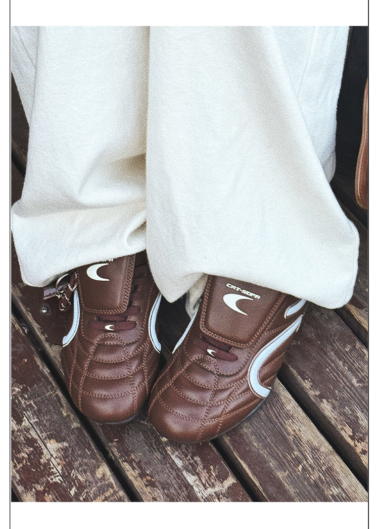 Giày Cat & Sofa Football Chocolate