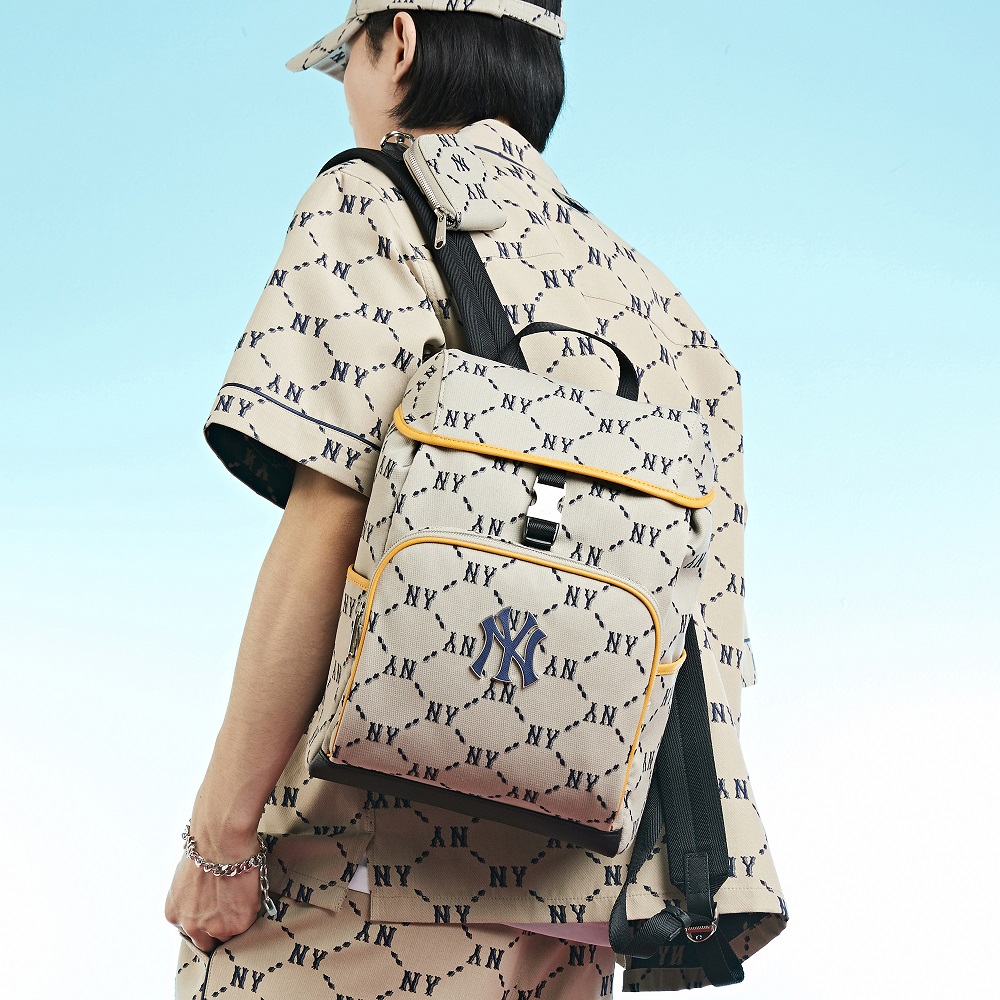 Balo MLB Monogram Diamond Jacquard New York Yankees Beige