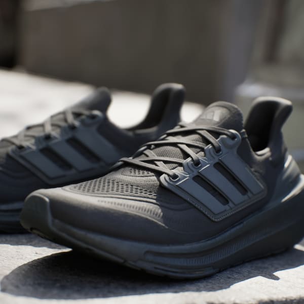 Giày Adidas Ultraboost Light 23 All Black