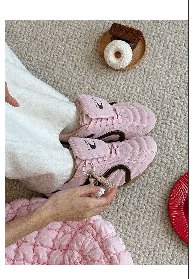 Giày Cat & Sofa Football Pink