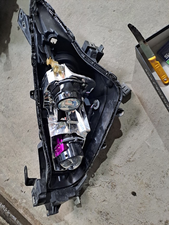 Những Điều Cần Biết Về Phục Chế Gương Đèn Ô Tô Mới Nhất - Hotline : 0979.42.70.59