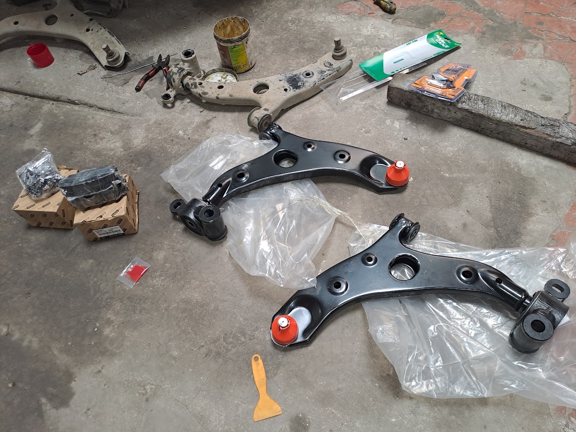 Quy trình và dấu hiệu cần phải sửa chữa hệ thống lái ô tô - Hotline : 0979.42.70.59