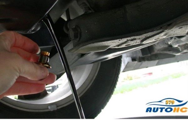 QUY TRÌNH BẢO DƯỠNG XE Ô TÔ TOYOTA ĐÚNG CHUẨN - Hotline : 0979.42.70.59