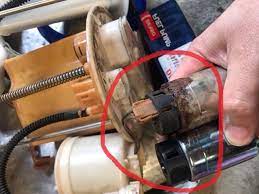 Cách Vệ Sinh Súc Rửa Kim Phun Xăng Điện Tử Mới Nhất- Hotline : 0979.42.70.59