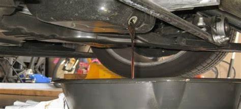 Xử Lý Chảy Dầu Động Cơ Và Địa Chỉ Sửa Chữa Ô Tô Uy Tín- Hotline : 0979.42.70.59