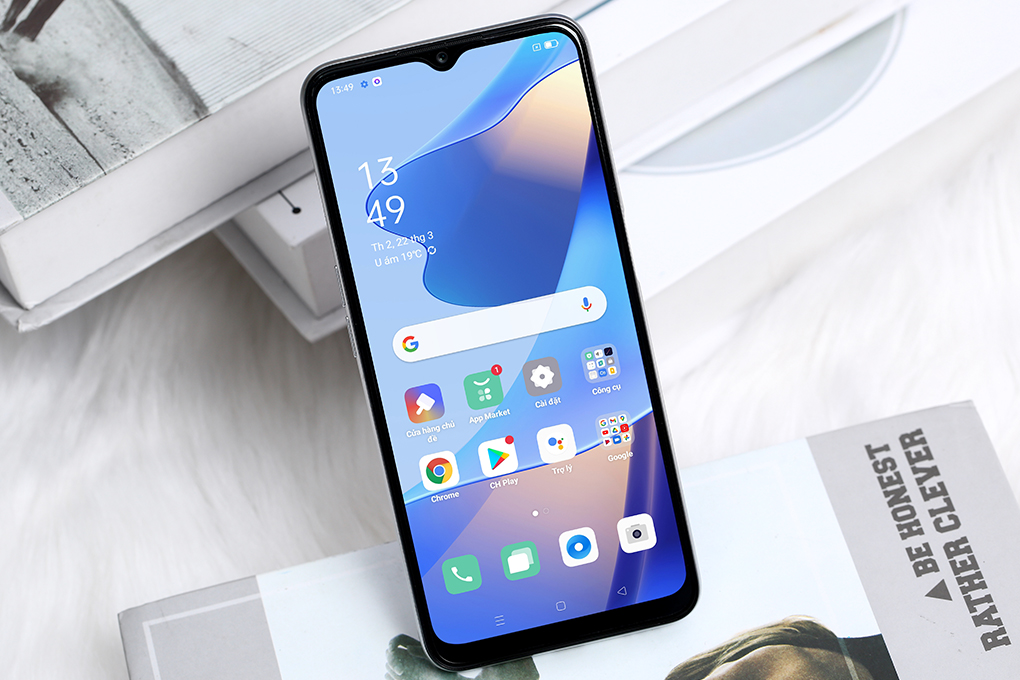 Điện thoại OPPO A16 3/32GB ( Bạc , Đen )
