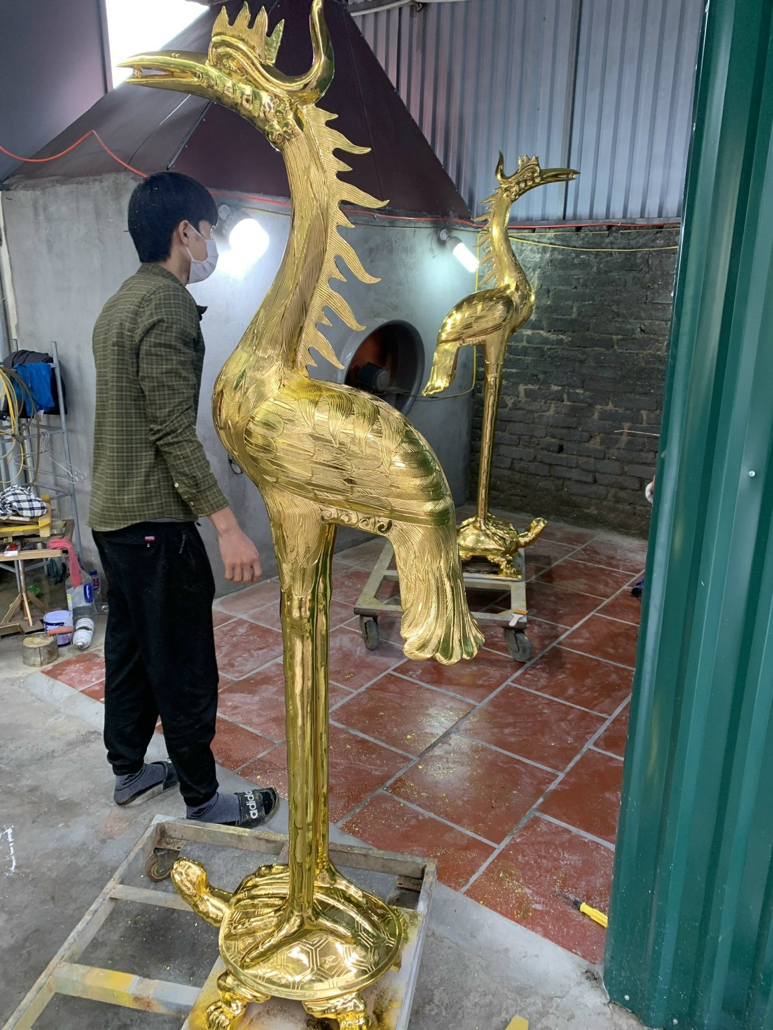 ĐÔI HẠC ĐỒNG CÁNH CỤP DÁT VÀNG CAO 1M76