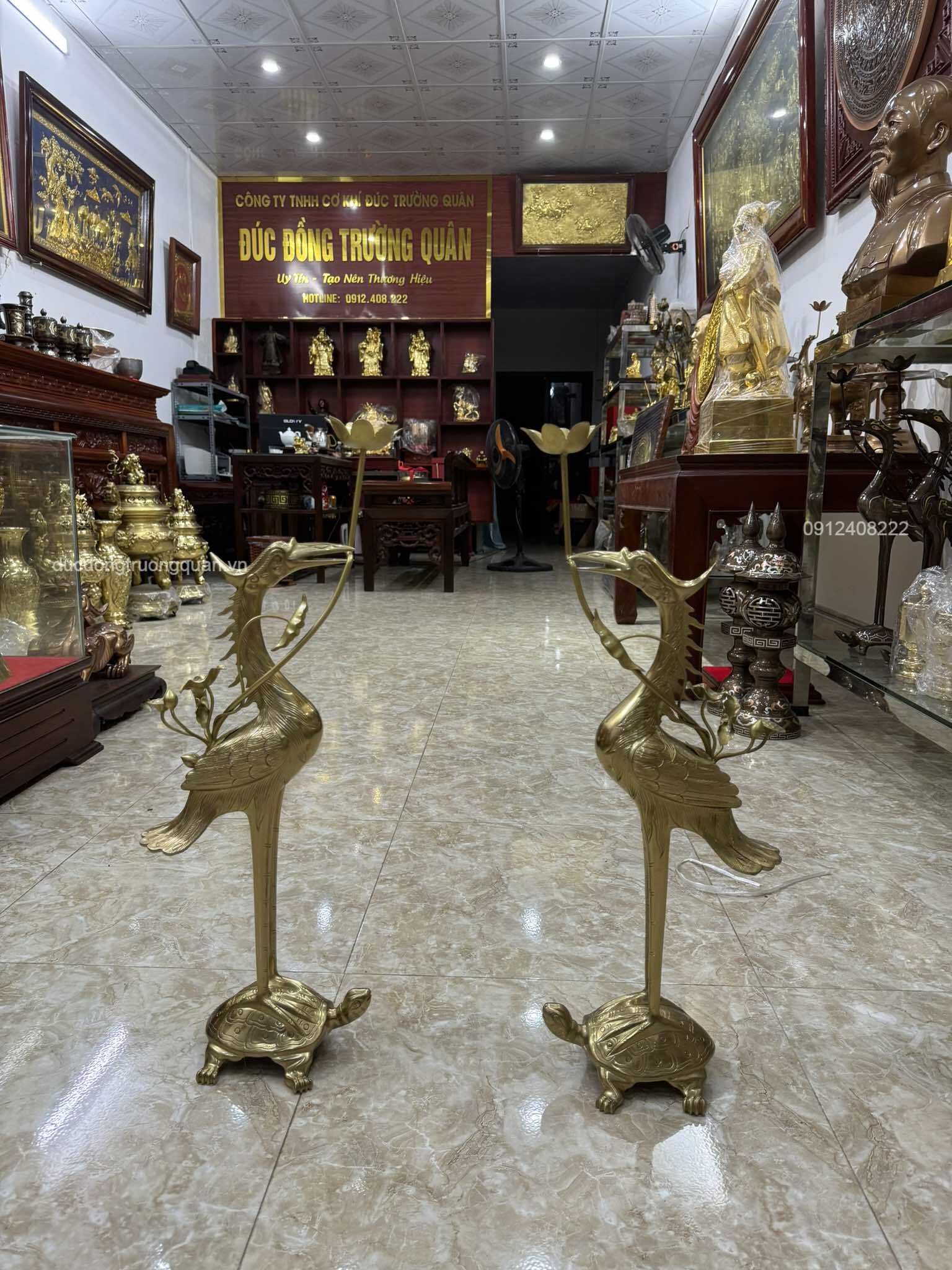 HẠC THỜ BẰNG ĐỒNG VÀNG CATTUT CAO 50 CM HÀNG TINH XẢO