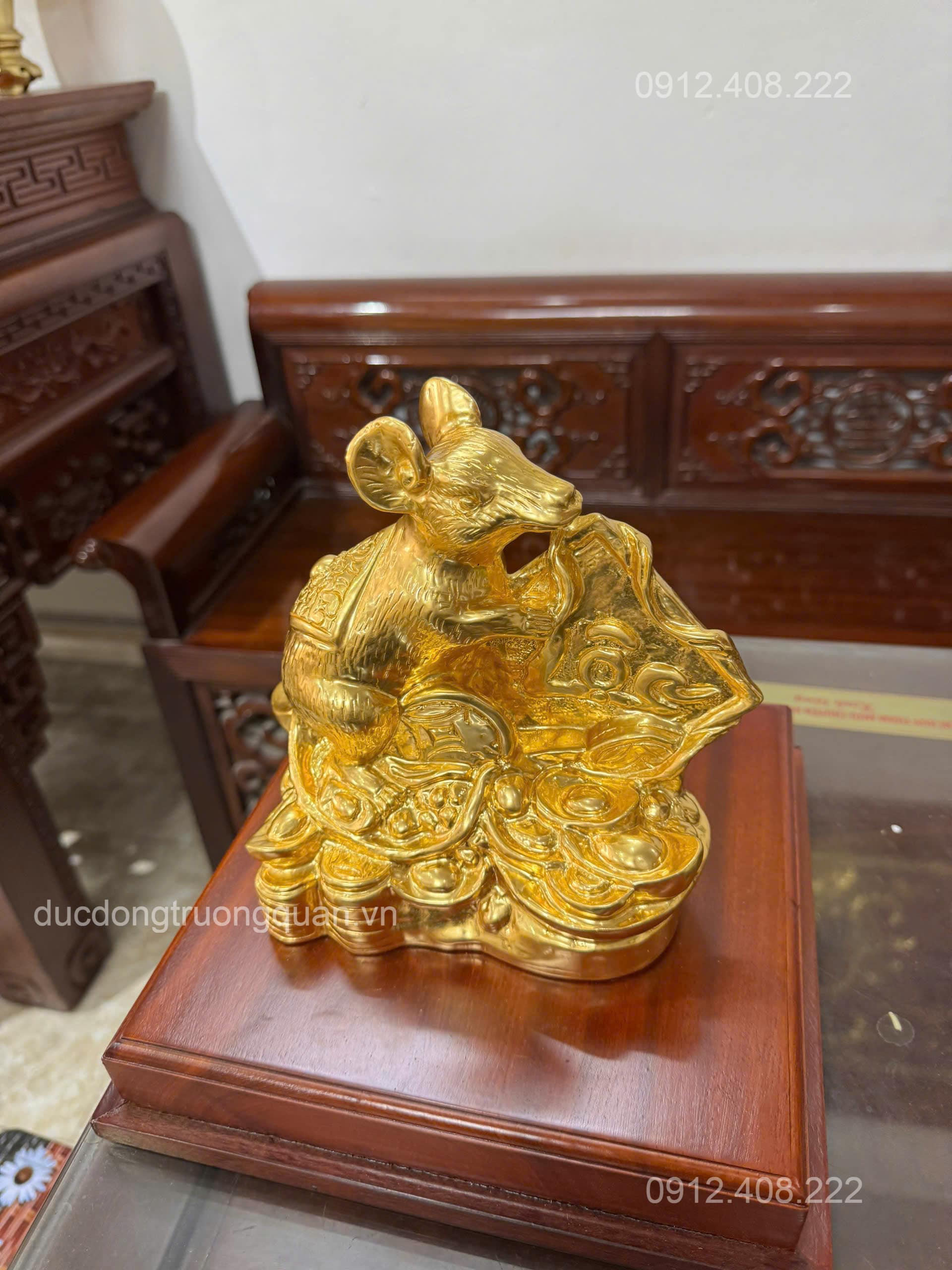 TƯỢNG CHUỘT BẰNG ĐỒNG ĐỎ CAO 22CM DÁT VÀNG 9999