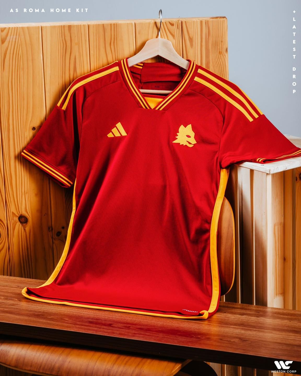 As Roma 23/24 Cuộc Tại Hợp Với Adidas