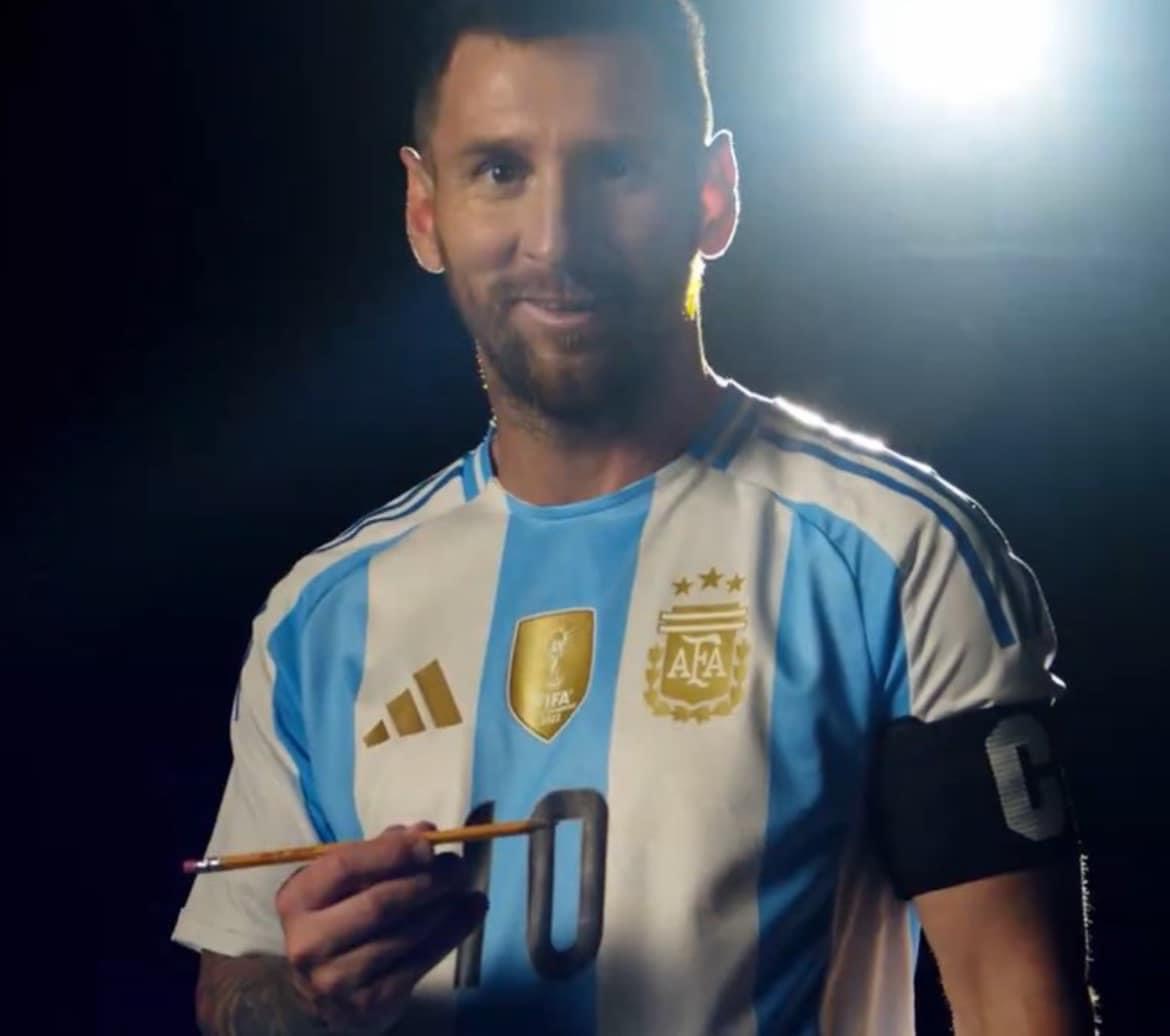 Argentina Chính Thức Công Bố Mẫu Áo Thi Đấu Năm 2024