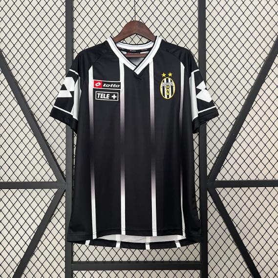 Retro Juventus 2000/2001 ( Sân Khách )