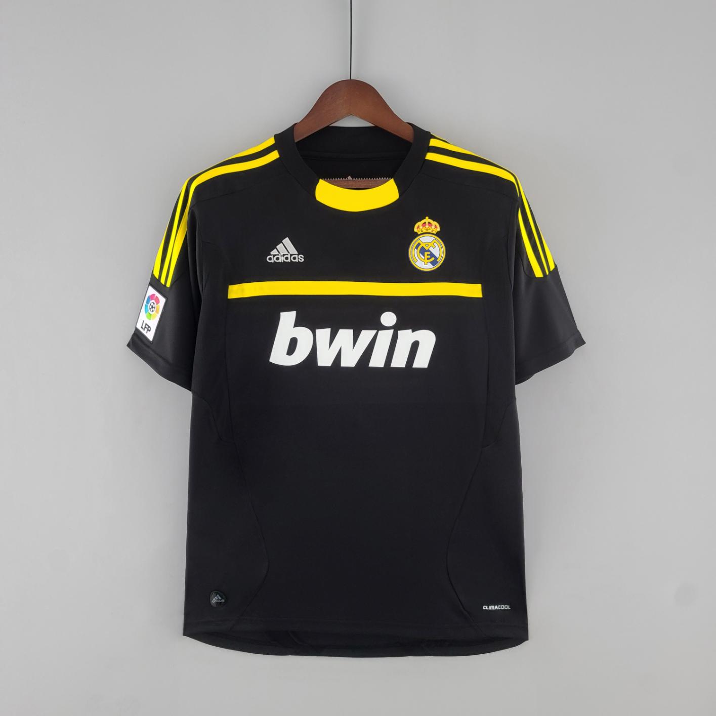 Retro Real Madrid 2011/2012 ( Thủ Môn Đen )
