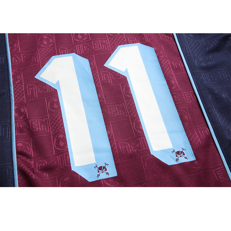 Retro West Ham 2011/2012 ( Sân Khách )