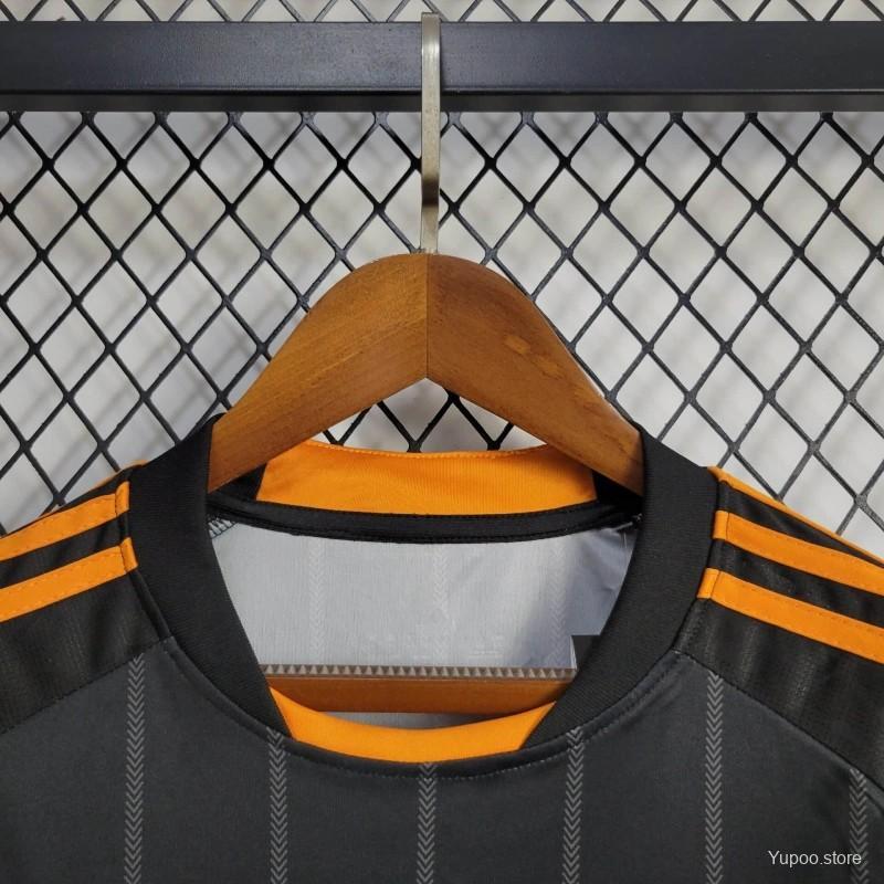 Retro Chelsea 2010/2011 ( Sân Khách )