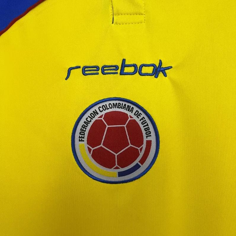 Retro Colombia 2002 ( Sân Nhà )