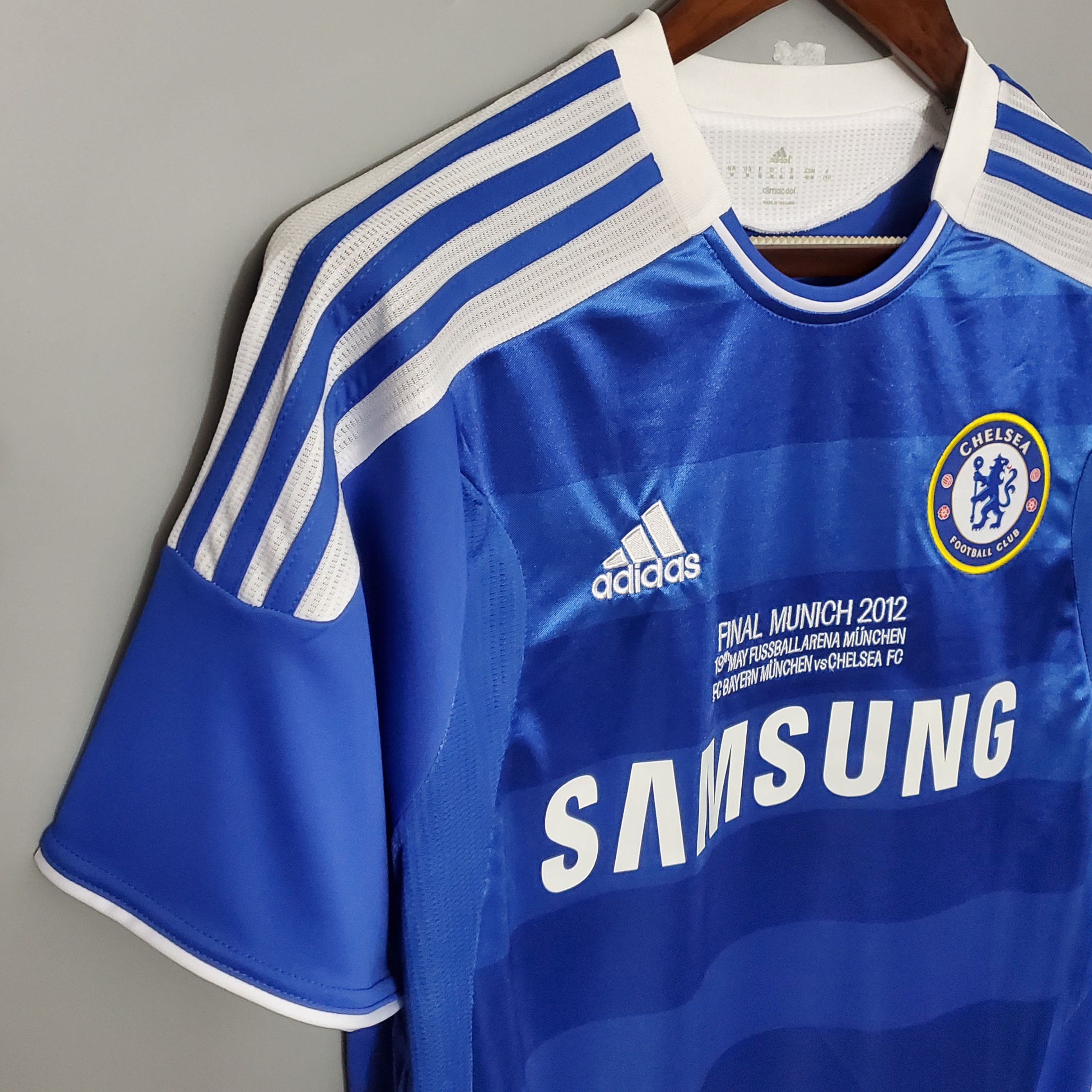 Retro Chelsea 2011/2012 ( Sân Nhà )