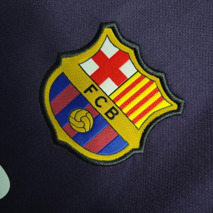 Retro Barcelona 2016/2017 ( Sân Khách )
