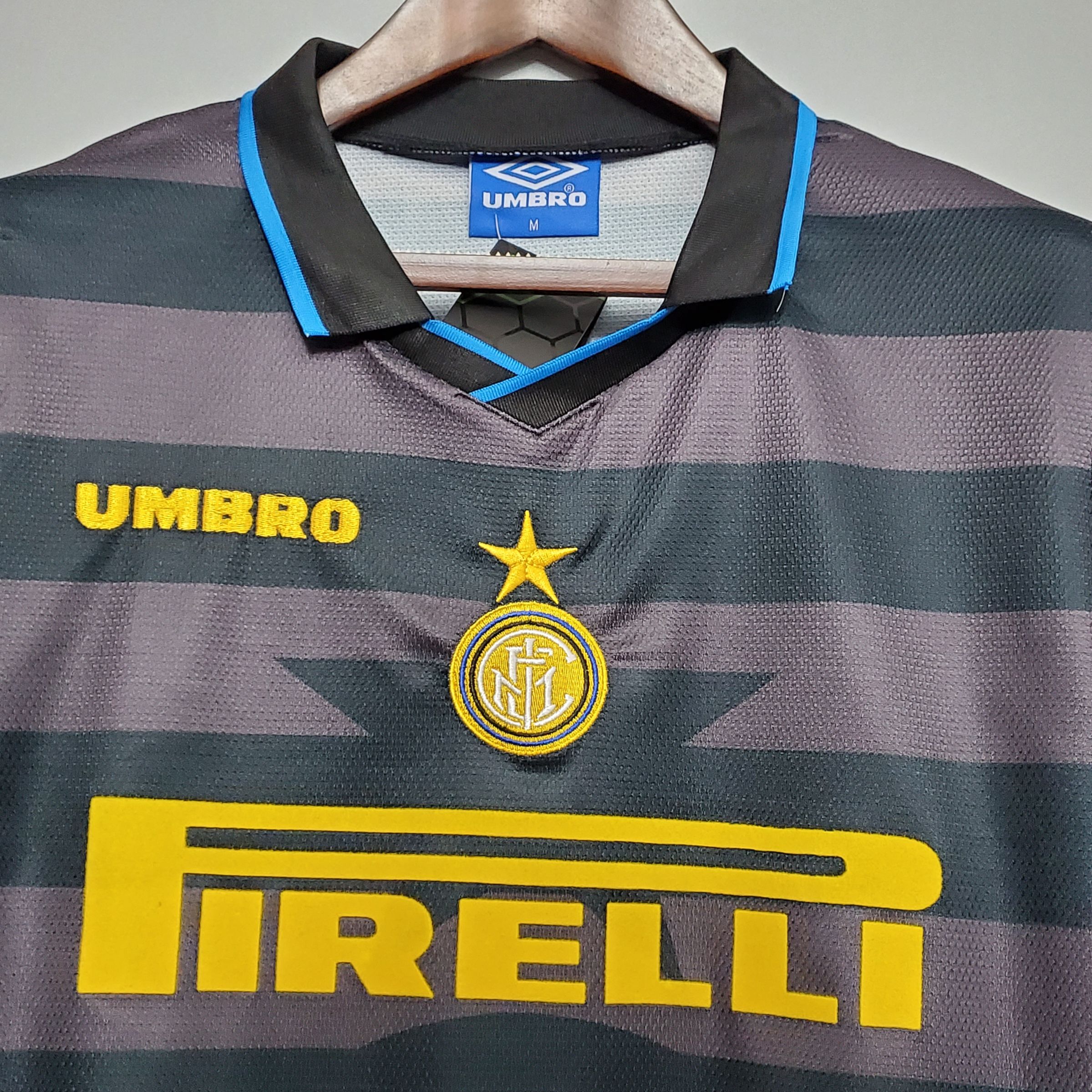 Retro Inter Milan 1997/1998 ( Sân Khách )