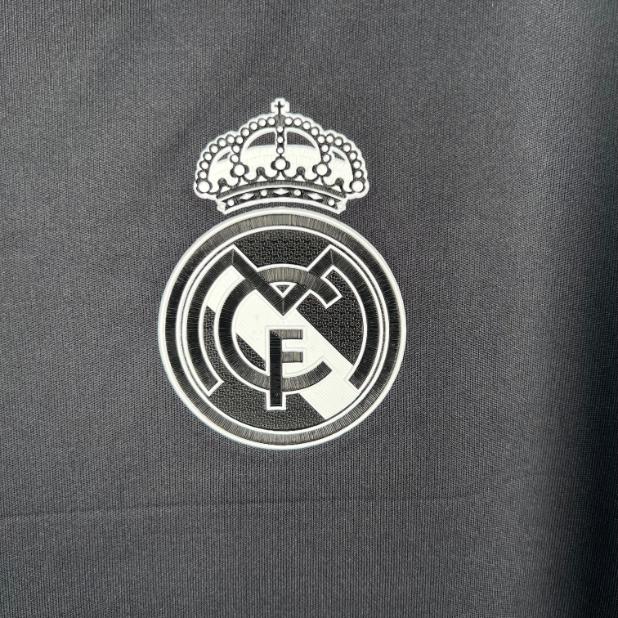 Retro Real Madrid 2016/2017 Tay Dài ( 3RD )