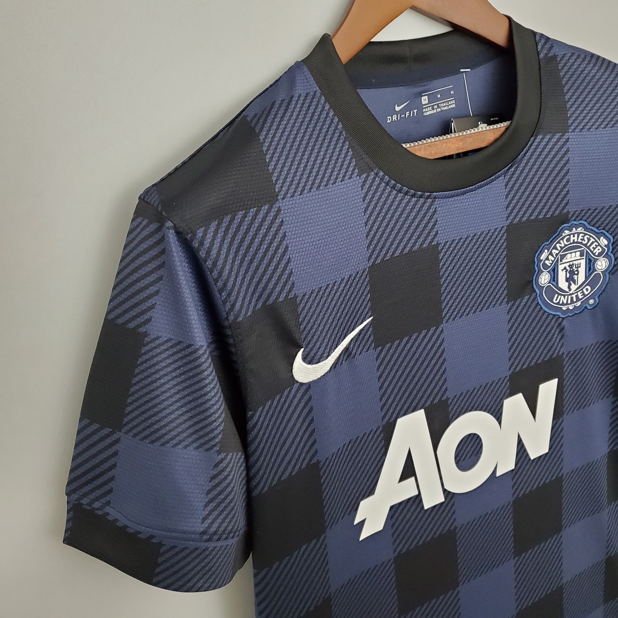 Retro Mu 2013/2014 ( Sân Khách )