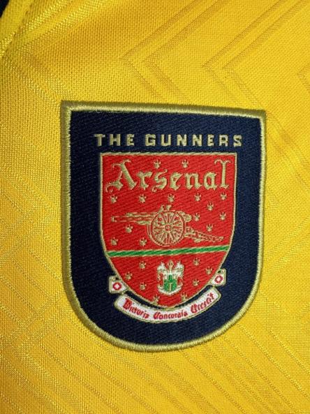 Retro Arsenal 1996/1997 Tay Dài ( Sân Khách )
