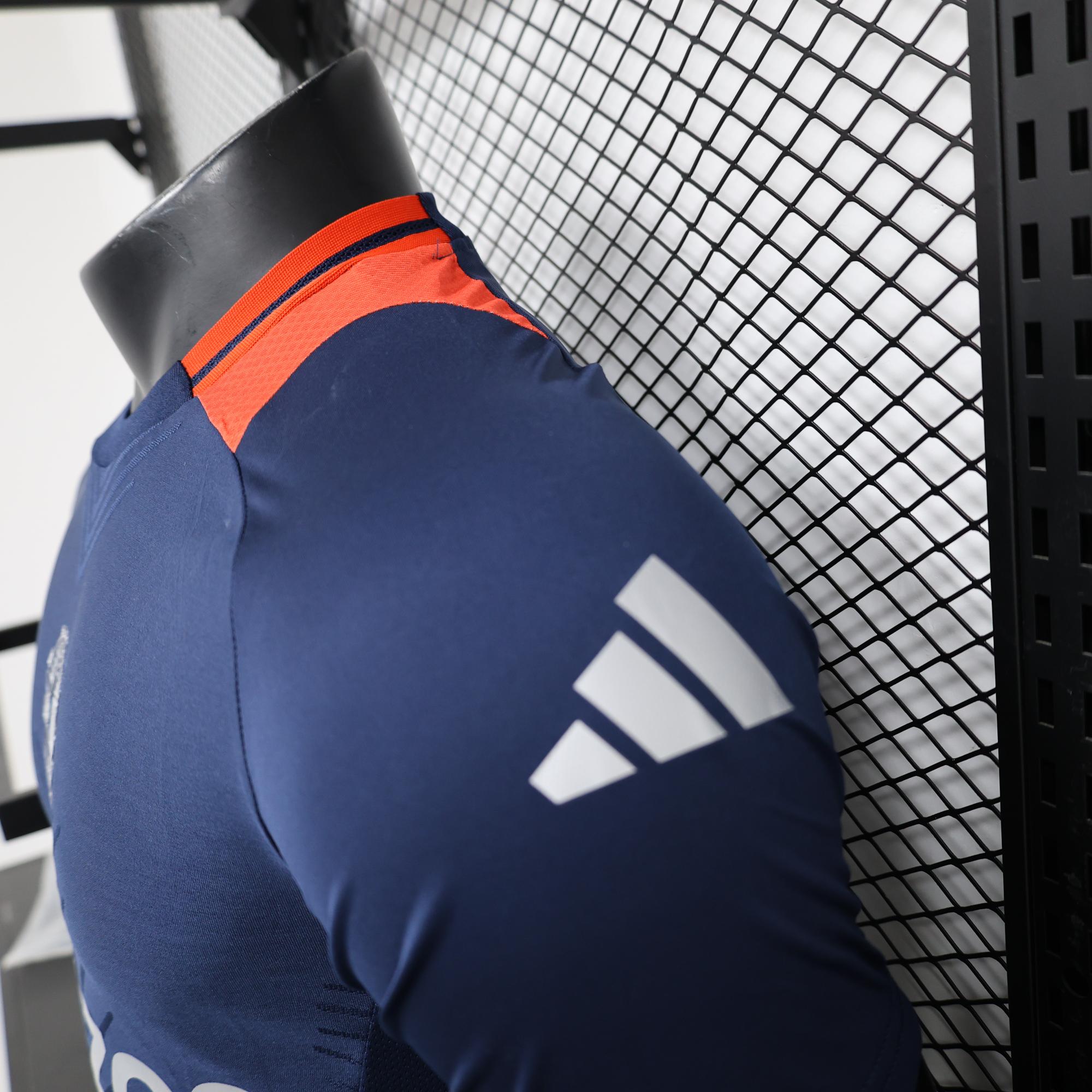 Đồ SF MU 24/25 ( Training )