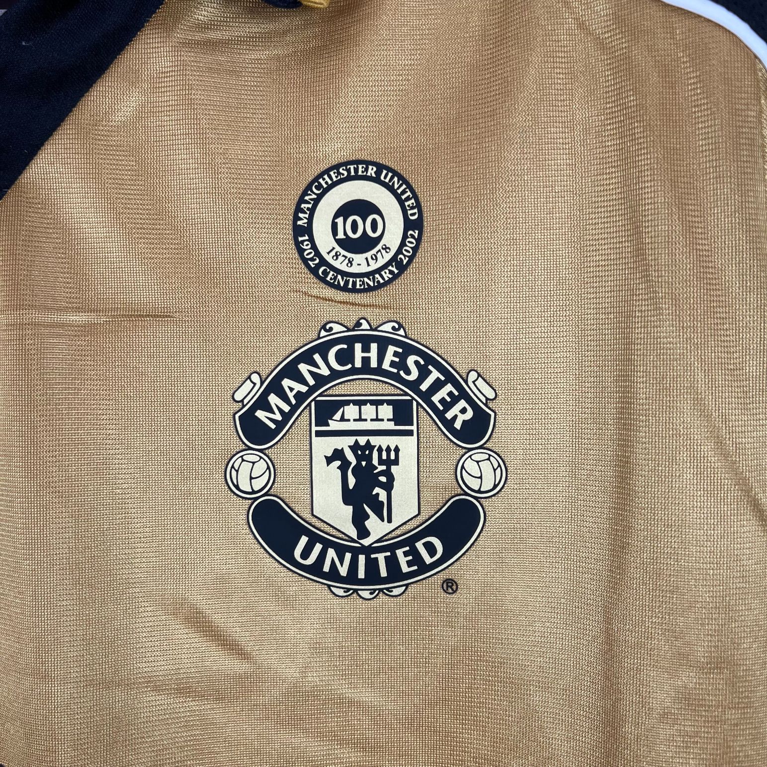 Retro Mu 2001/2002 Tay Dài ( Sân Khách )